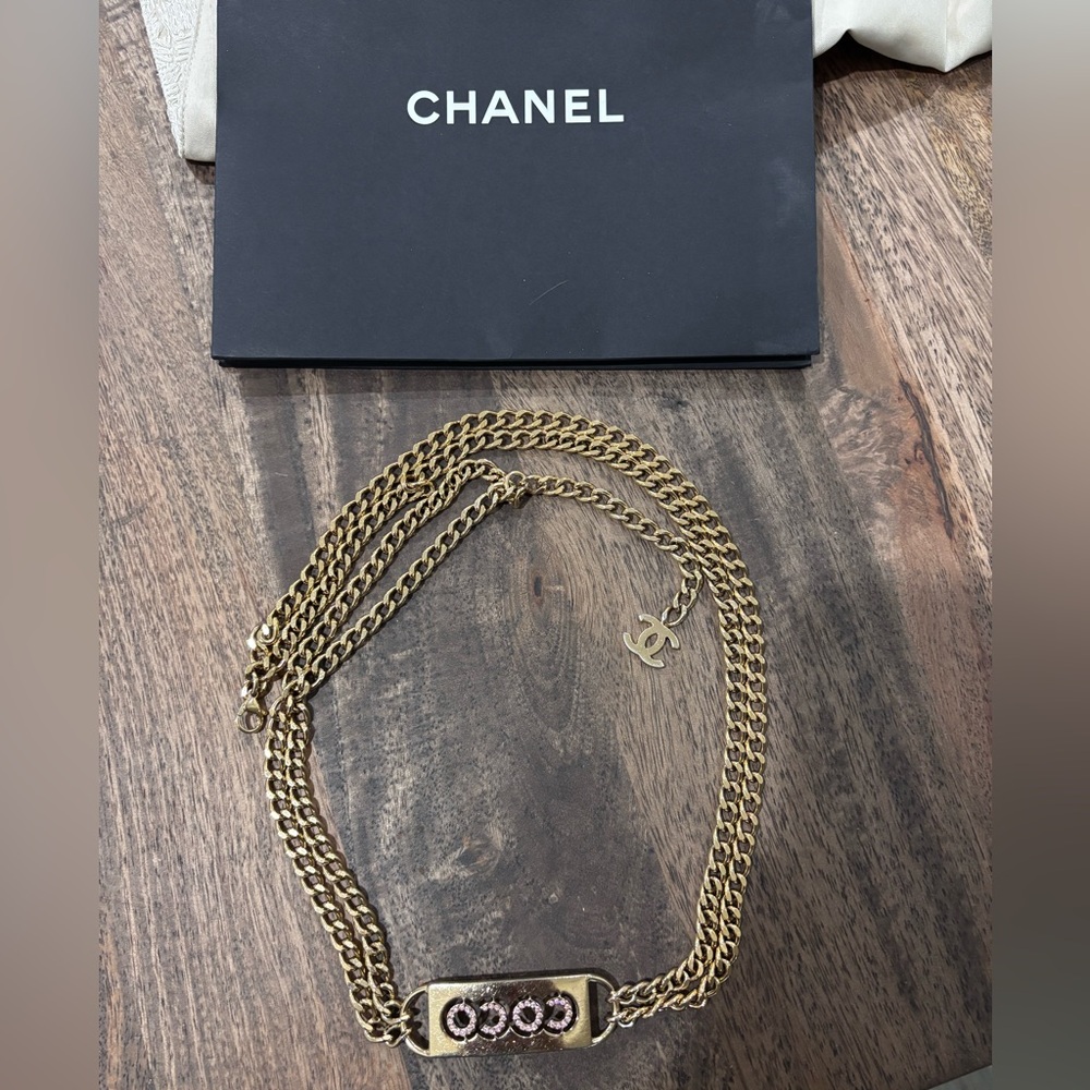 Authentic COCO CHANEL pink Rhinestone gold belt chain 75cm